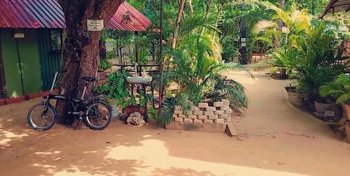 Naaval Beach Villa & Rooms Batticaloa Extérieur photo